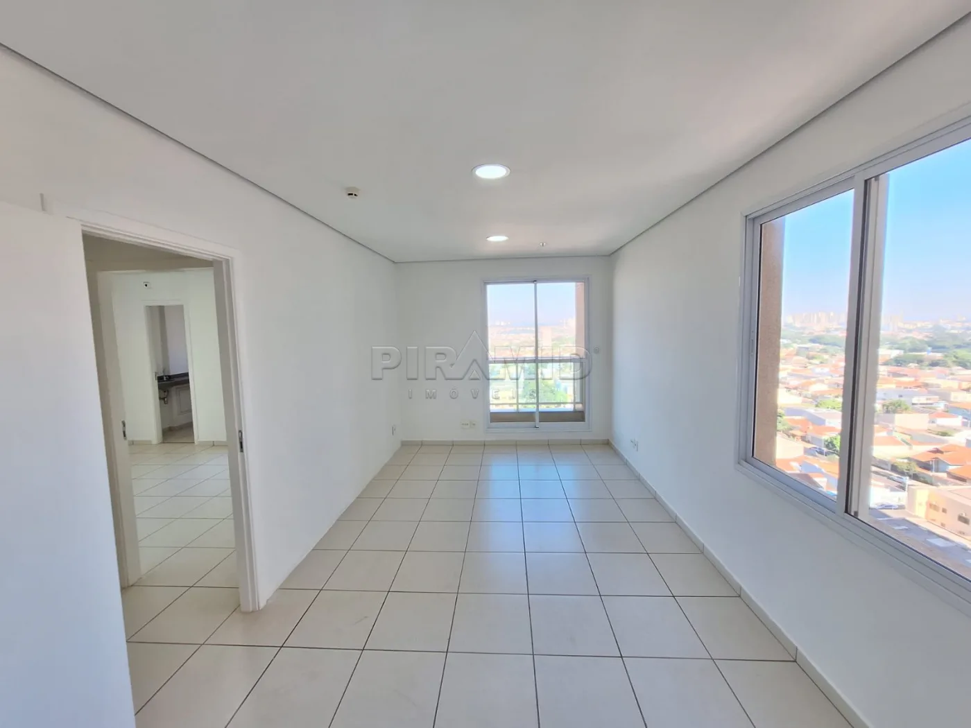Alugar Comercial / Sala em Ribeir&atilde;o Preto R$ 1.600,00 - Foto 4