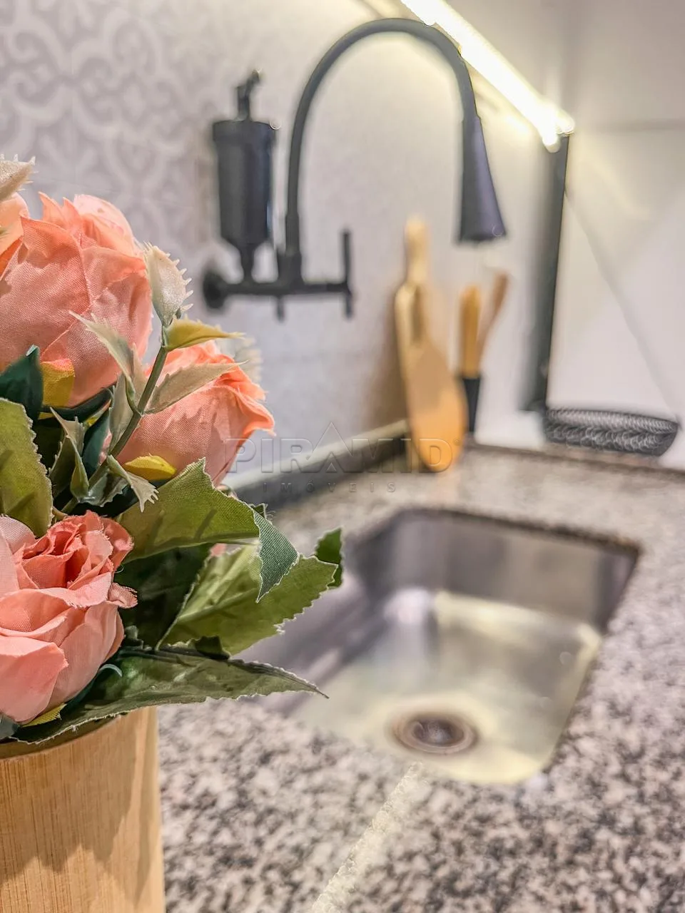 Alugar Apartamento / Padr&atilde;o em Ribeir&atilde;o Preto R$ 2.800,00 - Foto 62