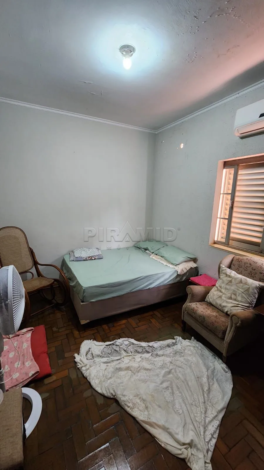 Alugar Casa / Padr&atilde;o em Ribeir&atilde;o Preto R$ 1.250,00 - Foto 4