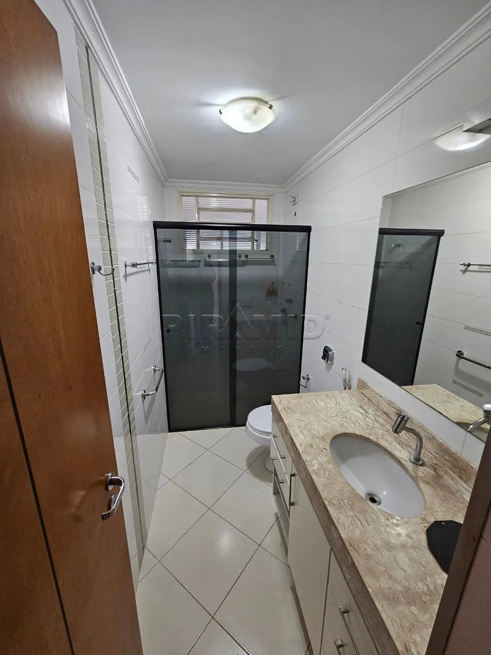 Alugar Apartamento / Padr&atilde;o em Ribeir&atilde;o Preto R$ 1.250,00 - Foto 11