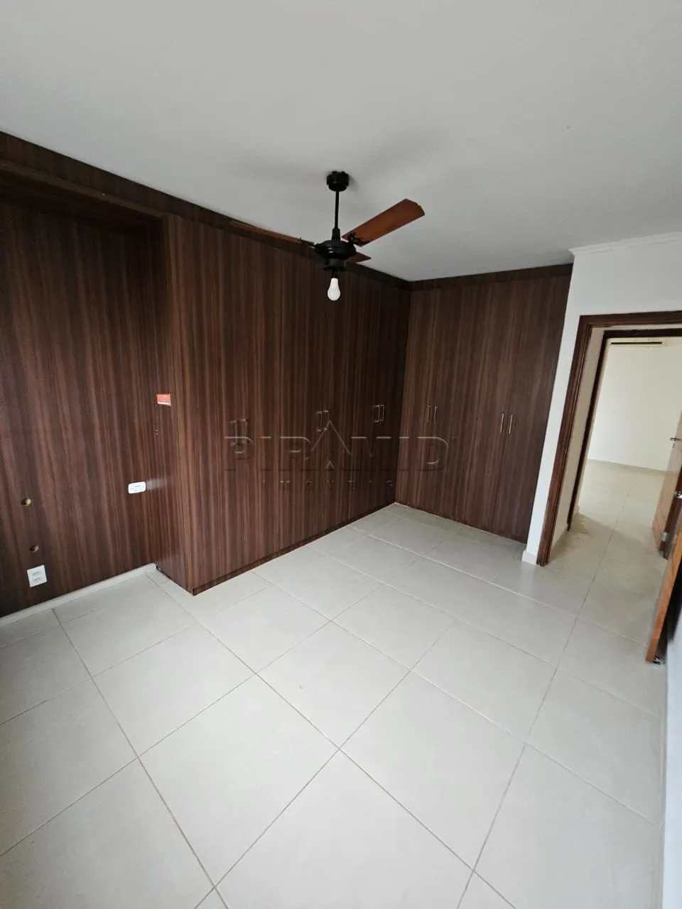 Alugar Apartamento / Padr&atilde;o em Ribeir&atilde;o Preto R$ 1.250,00 - Foto 9