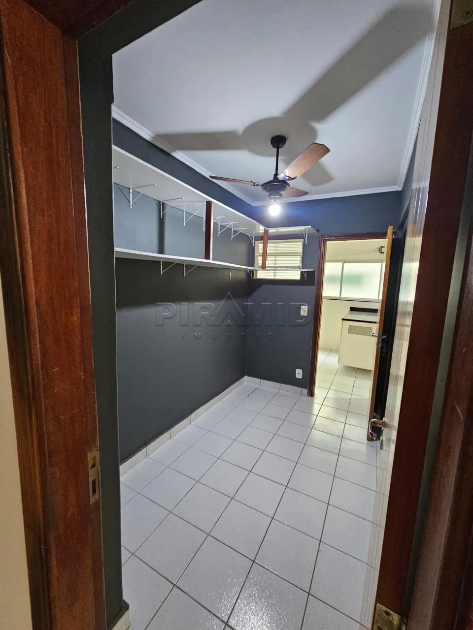 Alugar Apartamento / Padr&atilde;o em Ribeir&atilde;o Preto R$ 1.250,00 - Foto 15