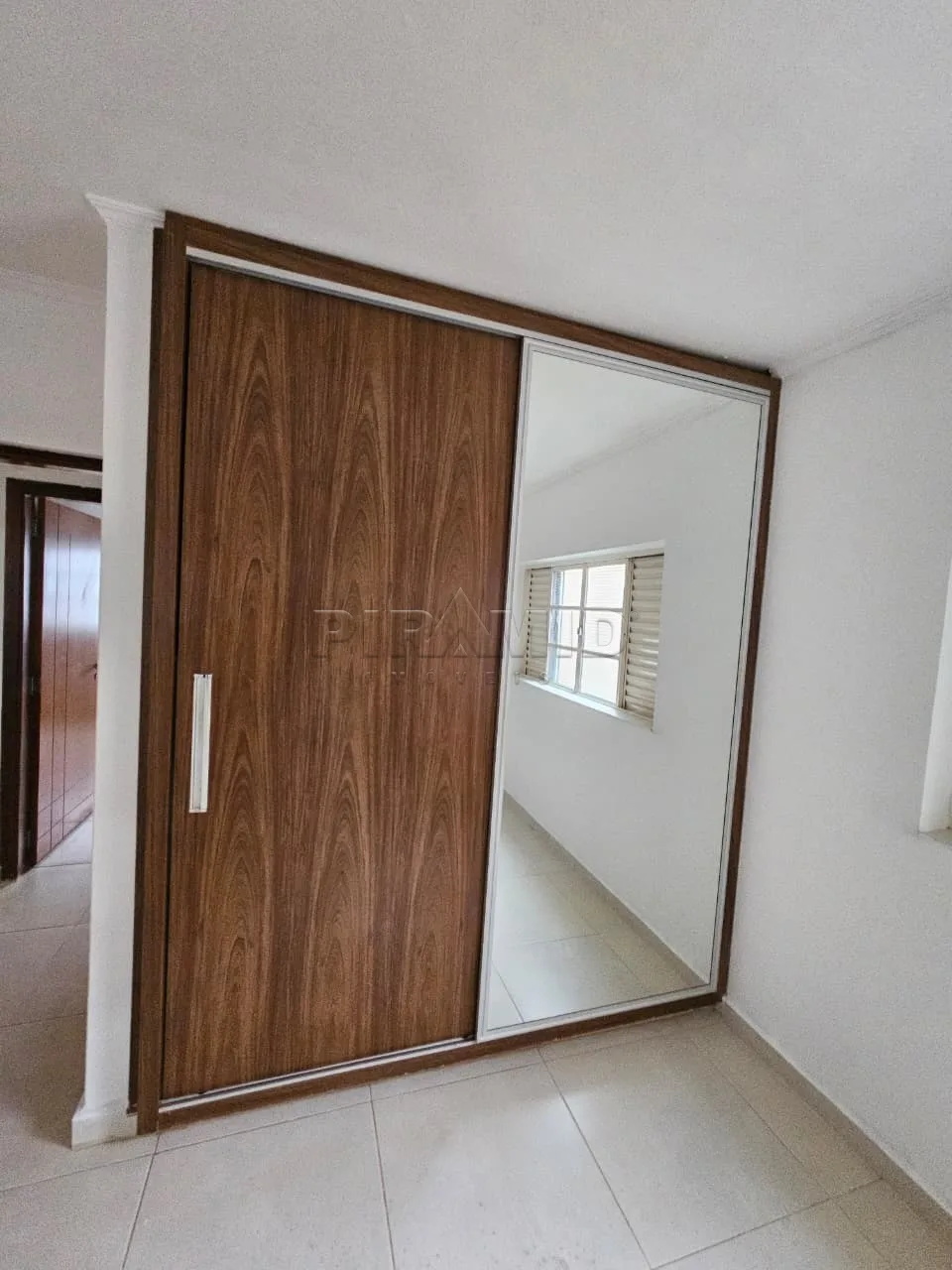 Alugar Apartamento / Padr&atilde;o em Ribeir&atilde;o Preto R$ 1.250,00 - Foto 6