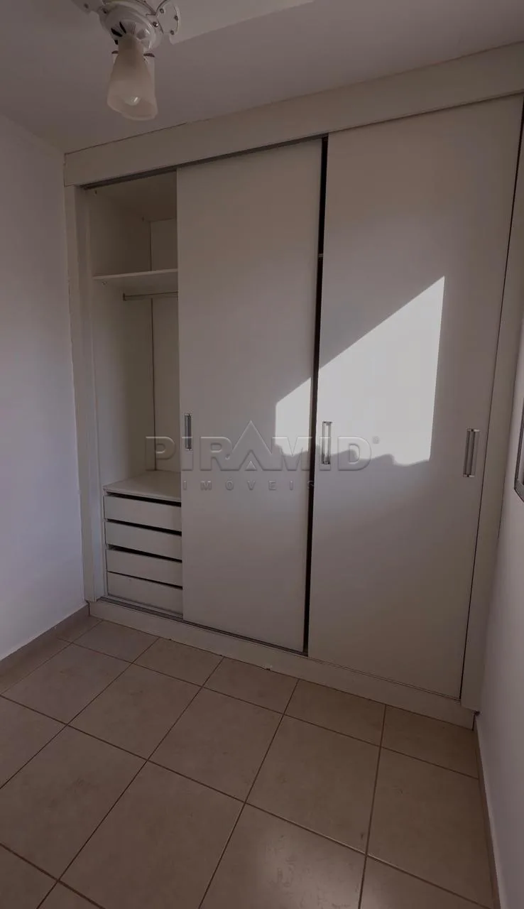 Alugar Casa / Condom&iacute;nio em Ribeir&atilde;o Preto R$ 2.000,00 - Foto 13