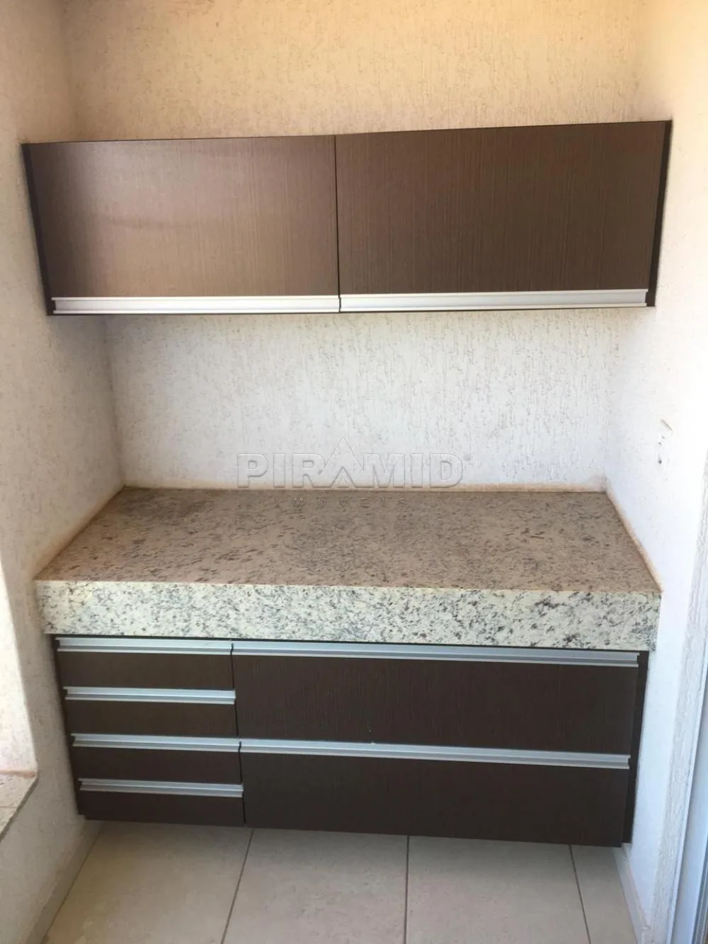 Alugar Apartamento / Padr&atilde;o em Ribeir&atilde;o Preto R$ 1.750,00 - Foto 5