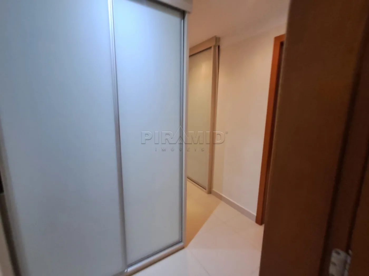 Alugar Apartamento / Padr&atilde;o em Ribeir&atilde;o Preto R$ 6.500,00 - Foto 28