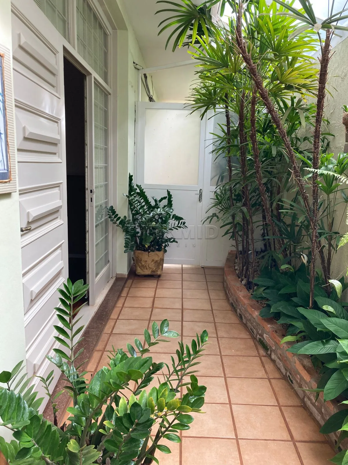 Alugar Comercial / Sala em Ribeir&atilde;o Preto R$ 1.550,00 - Foto 6