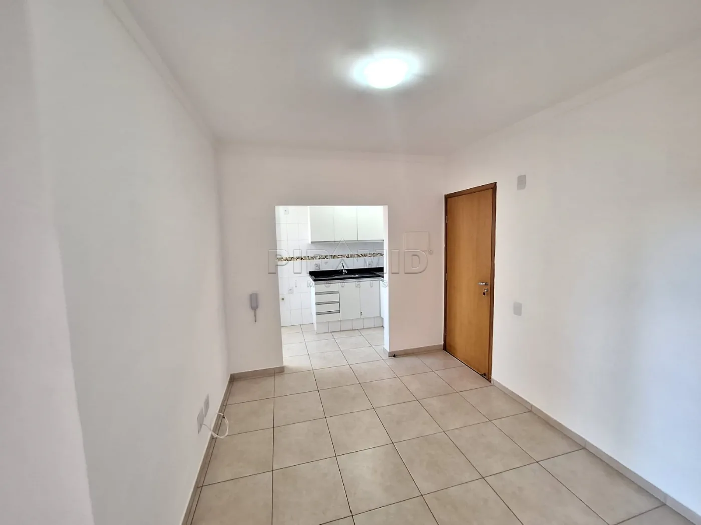 Alugar Apartamento / Padr&atilde;o em Ribeir&atilde;o Preto R$ 1.500,00 - Foto 3