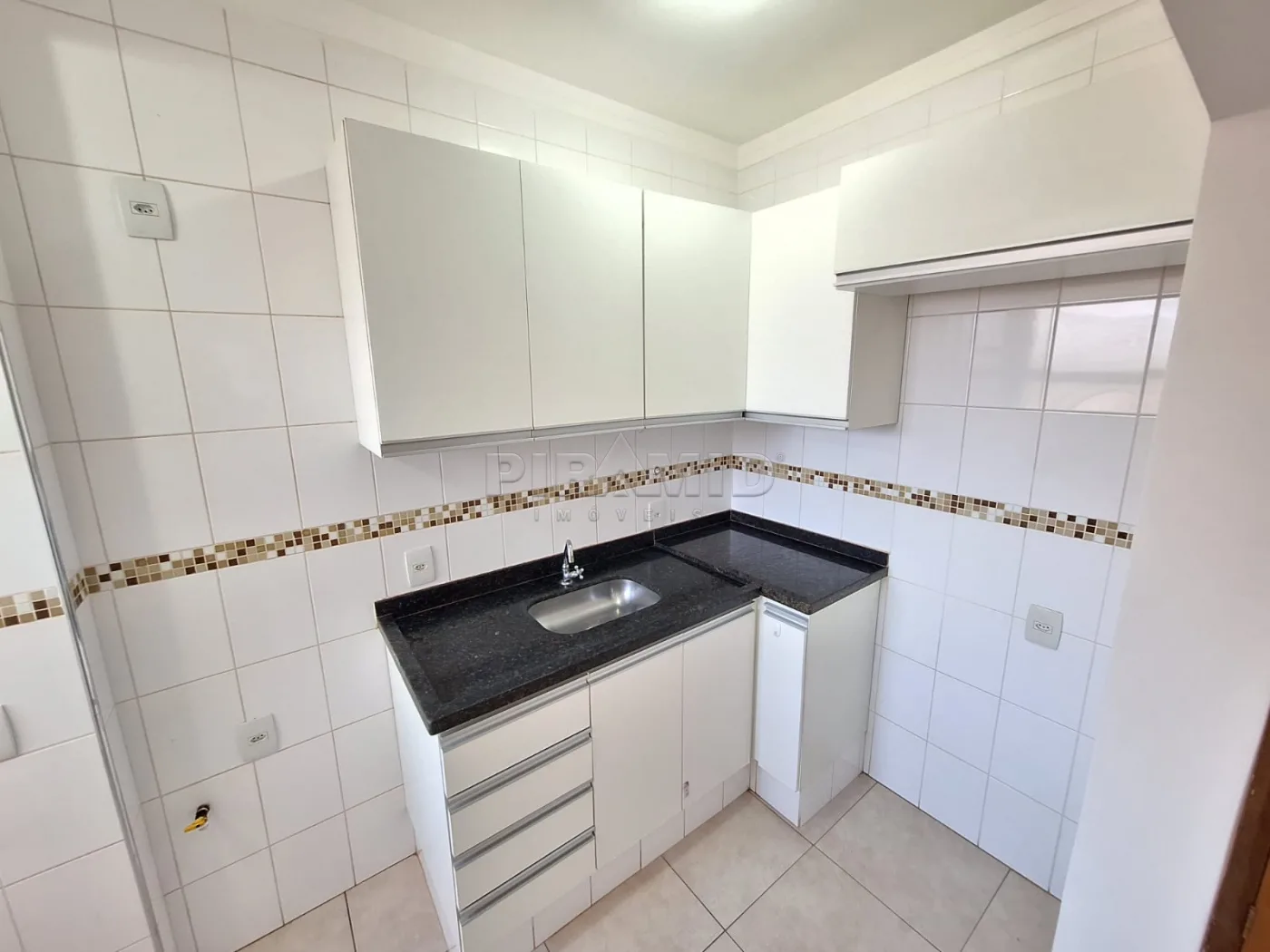 Alugar Apartamento / Padr&atilde;o em Ribeir&atilde;o Preto R$ 1.500,00 - Foto 9