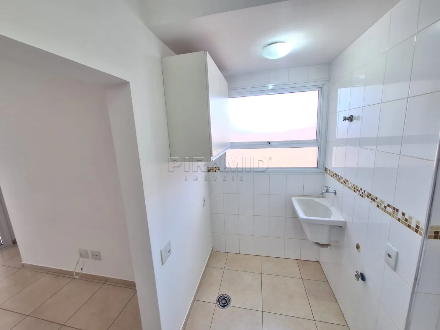 Alugar Apartamento / Padr&atilde;o em Ribeir&atilde;o Preto R$ 1.500,00 - Foto 11