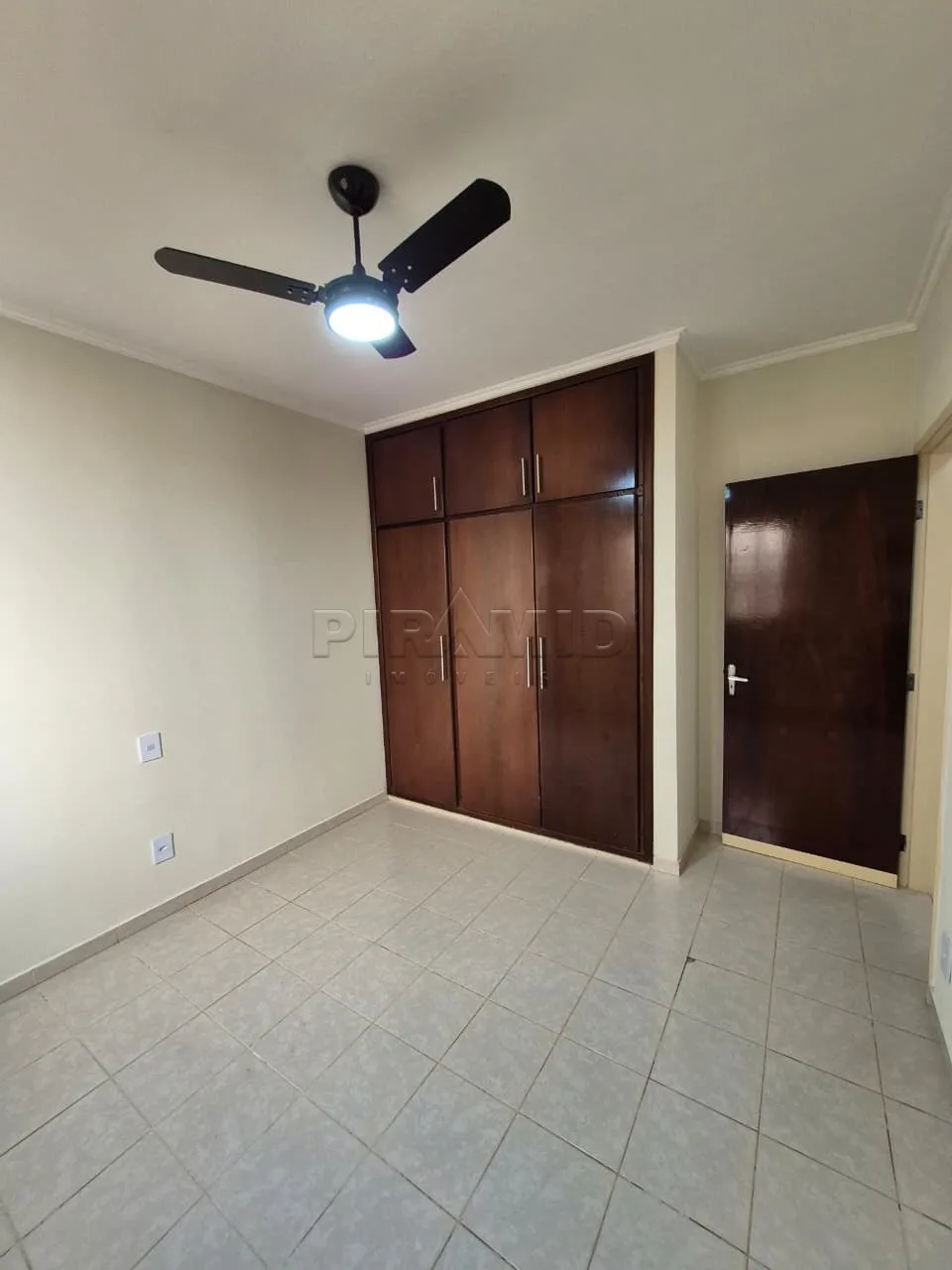 Alugar Casa / Padr&atilde;o em Ribeir&atilde;o Preto R$ 4.400,00 - Foto 6