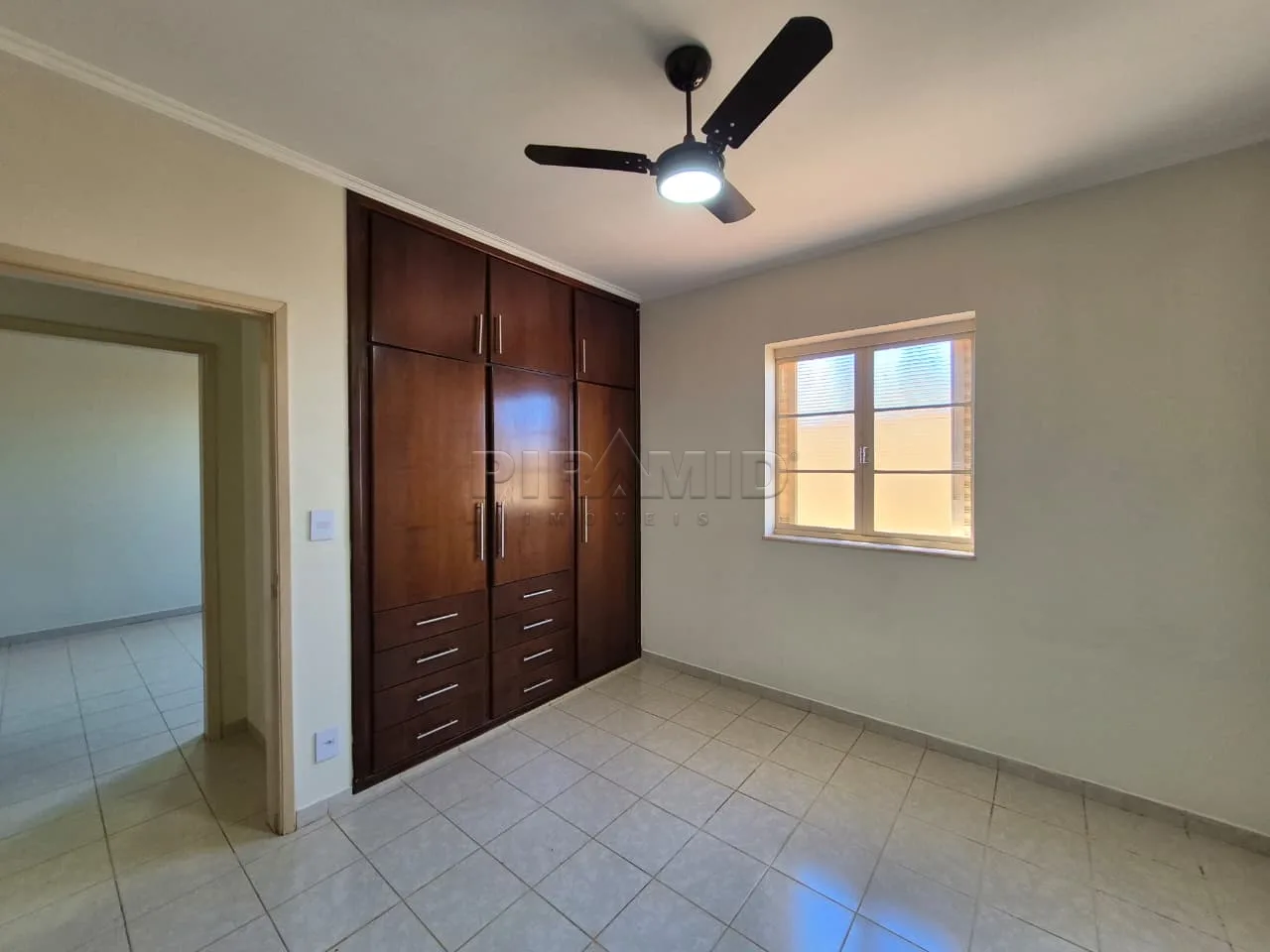 Alugar Casa / Padr&atilde;o em Ribeir&atilde;o Preto R$ 4.400,00 - Foto 10