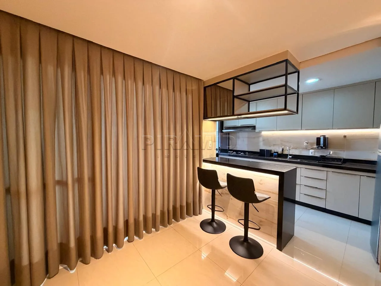 Alugar Apartamento / Padr&atilde;o em Ribeir&atilde;o Preto R$ 6.200,00 - Foto 7