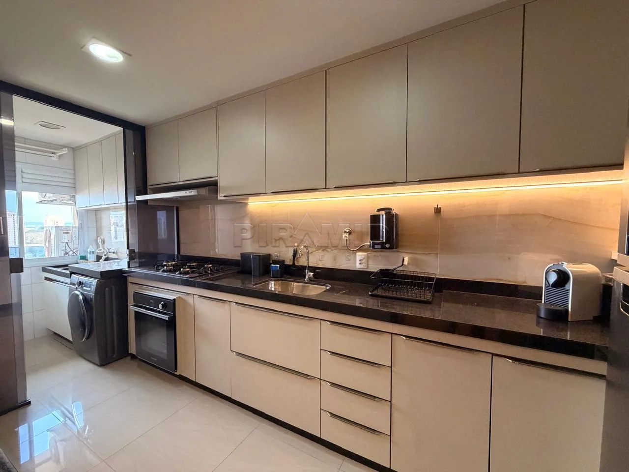 Alugar Apartamento / Padr&atilde;o em Ribeir&atilde;o Preto R$ 6.200,00 - Foto 15