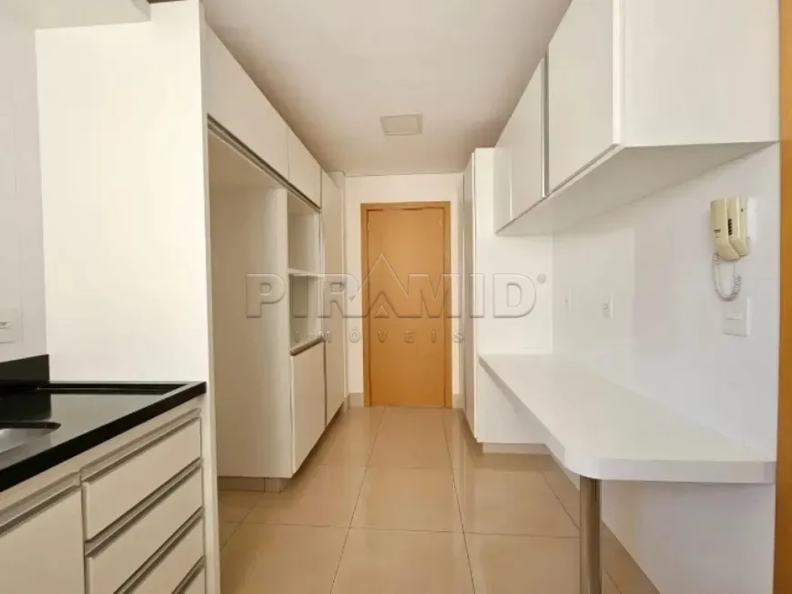 Alugar Apartamento / Padr&atilde;o em Ribeir&atilde;o Preto R$ 4.500,00 - Foto 17