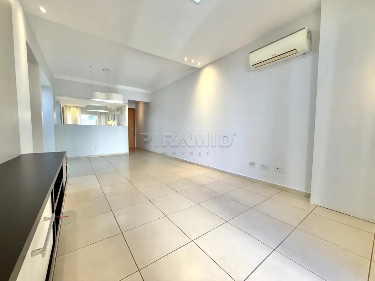 Alugar Apartamento / Padr&atilde;o em Ribeir&atilde;o Preto R$ 2.400,00 - Foto 4