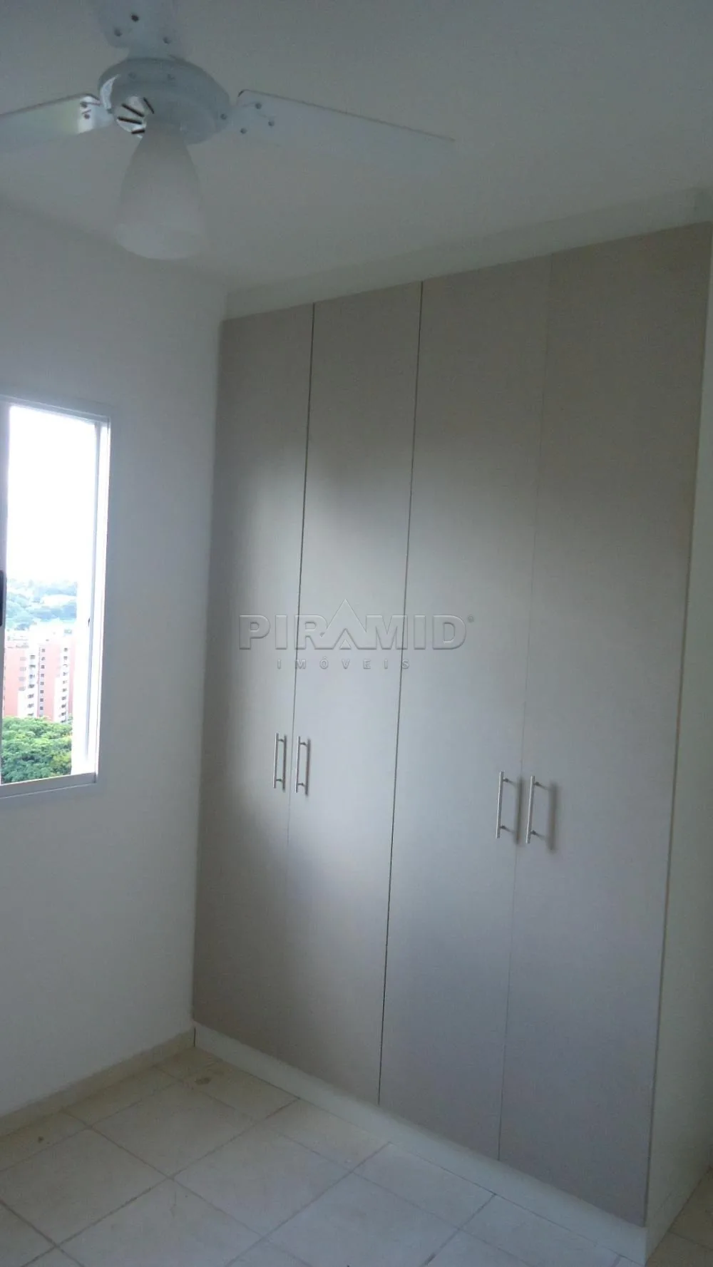 Alugar Apartamento / Padr&atilde;o em Ribeir&atilde;o Preto R$ 2.800,00 - Foto 3