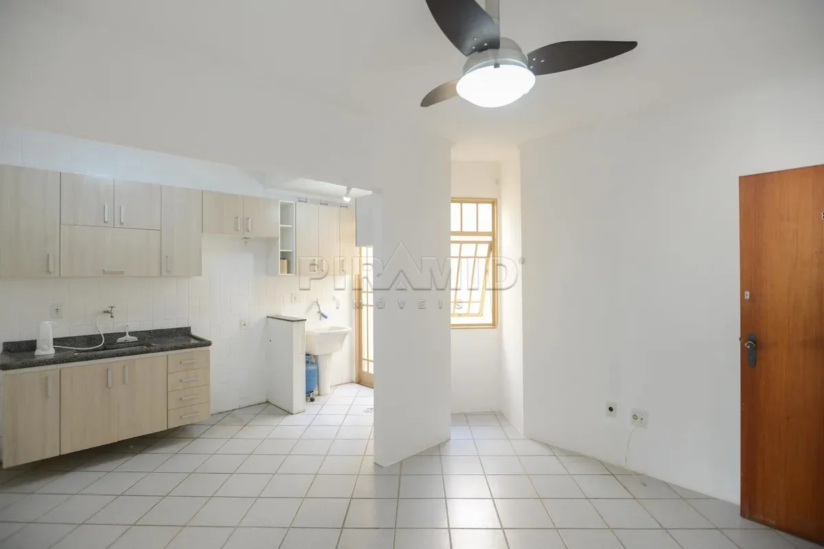 Alugar Apartamento / Padr&atilde;o em Ribeir&atilde;o Preto R$ 1.500,00 - Foto 2