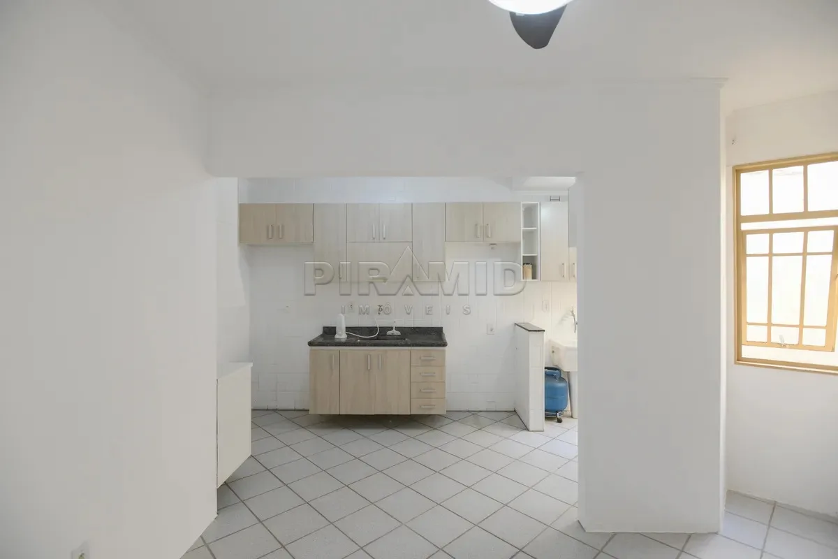 Alugar Apartamento / Padr&atilde;o em Ribeir&atilde;o Preto R$ 1.500,00 - Foto 3