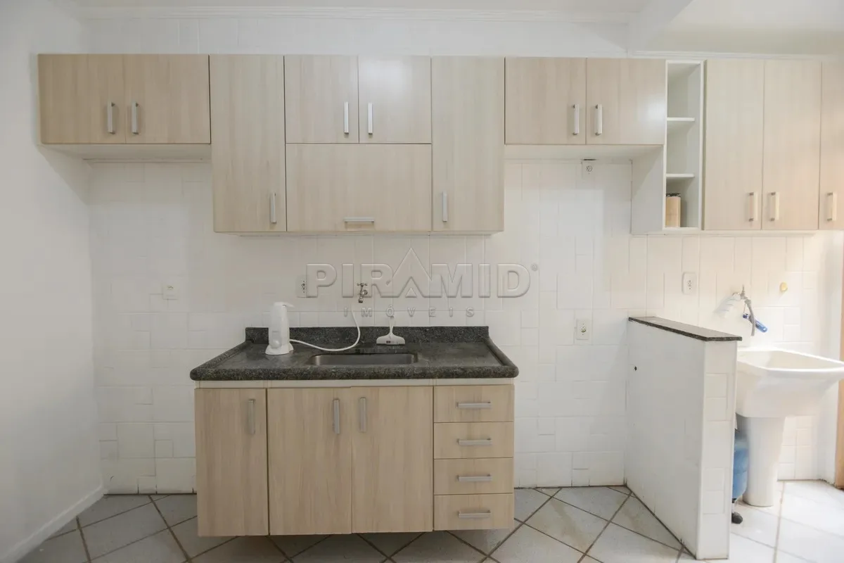 Alugar Apartamento / Padr&atilde;o em Ribeir&atilde;o Preto R$ 1.500,00 - Foto 4