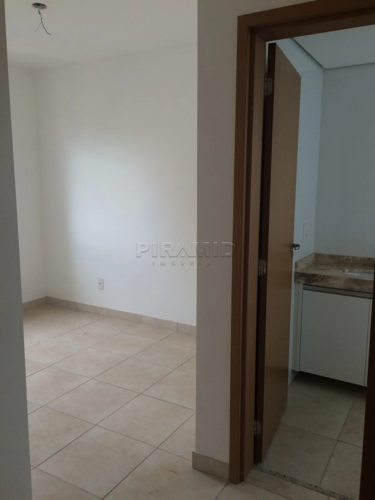 Alugar Apartamento / Padr&atilde;o em Ribeir&atilde;o Preto R$ 2.200,00 - Foto 12