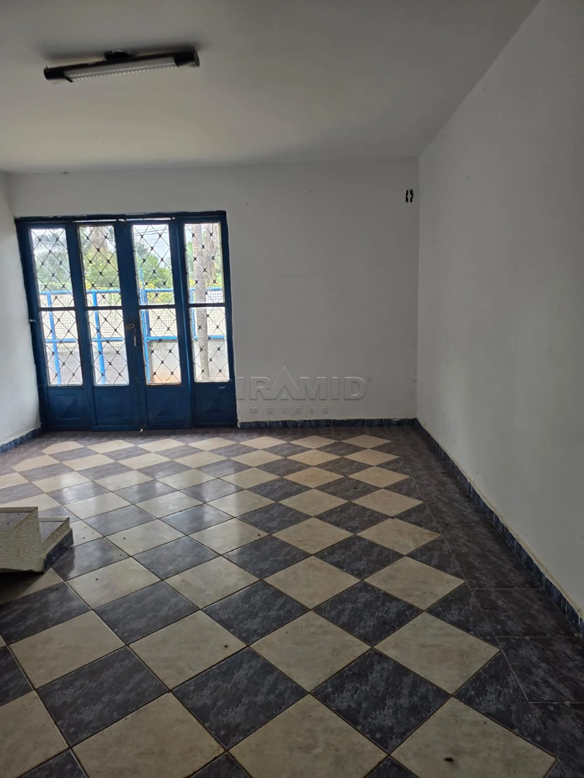 Alugar Comercial / Sal&atilde;o em Ribeir&atilde;o Preto R$ 4.500,00 - Foto 1