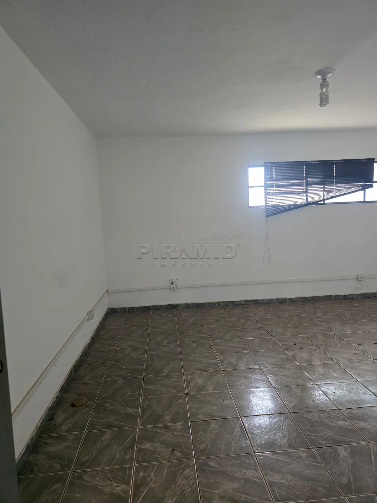 Alugar Comercial / Sal&atilde;o em Ribeir&atilde;o Preto R$ 4.500,00 - Foto 3