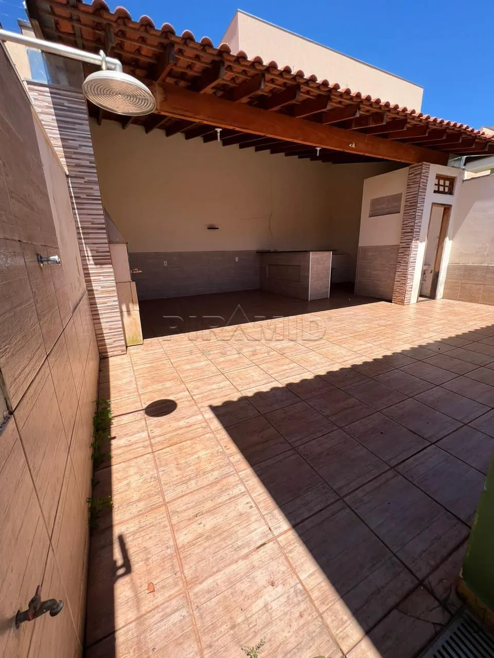 Alugar Casa / Padr&atilde;o em Ribeir&atilde;o Preto R$ 1.850,00 - Foto 9