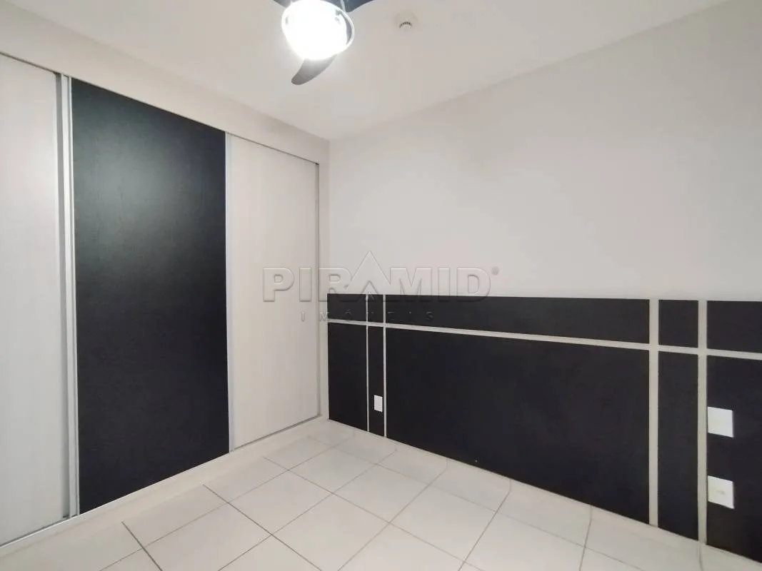 Alugar Apartamento / Padr&atilde;o em Ribeir&atilde;o Preto R$ 1.600,00 - Foto 4