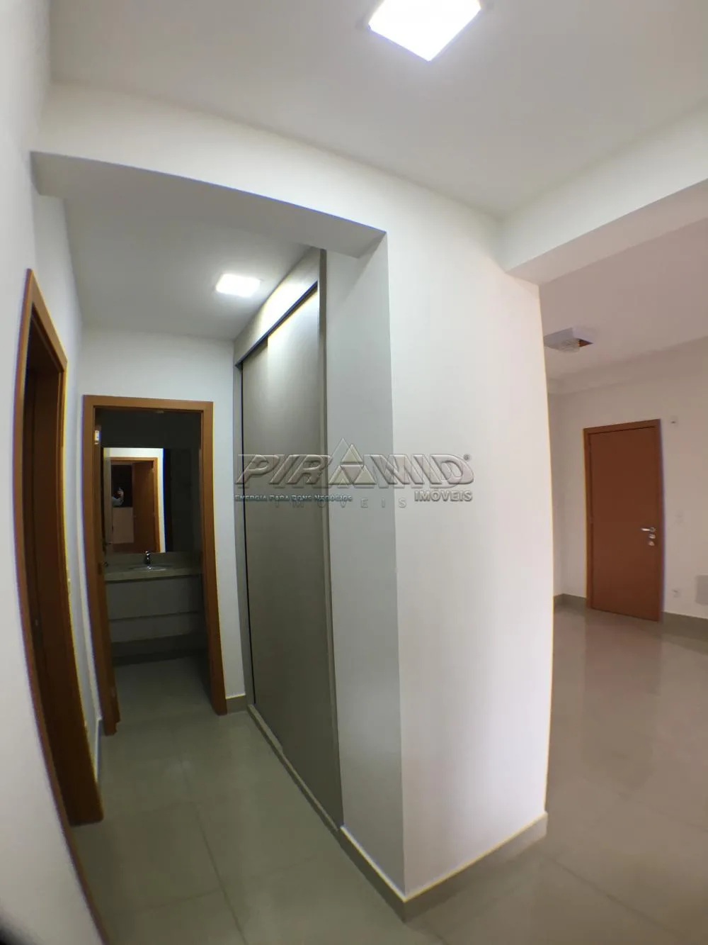 Alugar Apartamento / Padr&atilde;o em Ribeir&atilde;o Preto R$ 3.850,00 - Foto 3