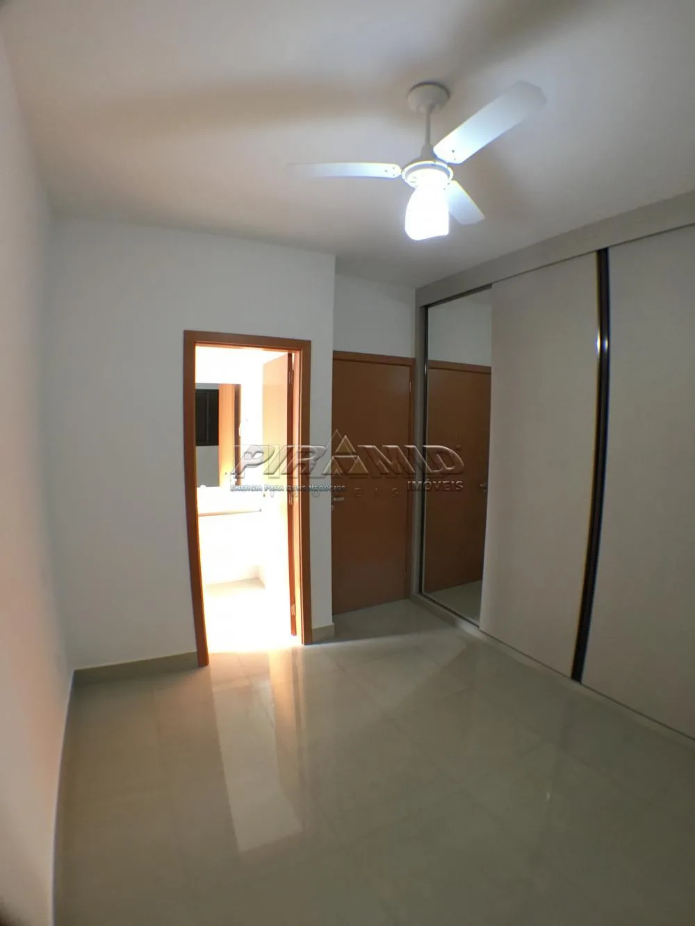 Alugar Apartamento / Padr&atilde;o em Ribeir&atilde;o Preto R$ 3.850,00 - Foto 7