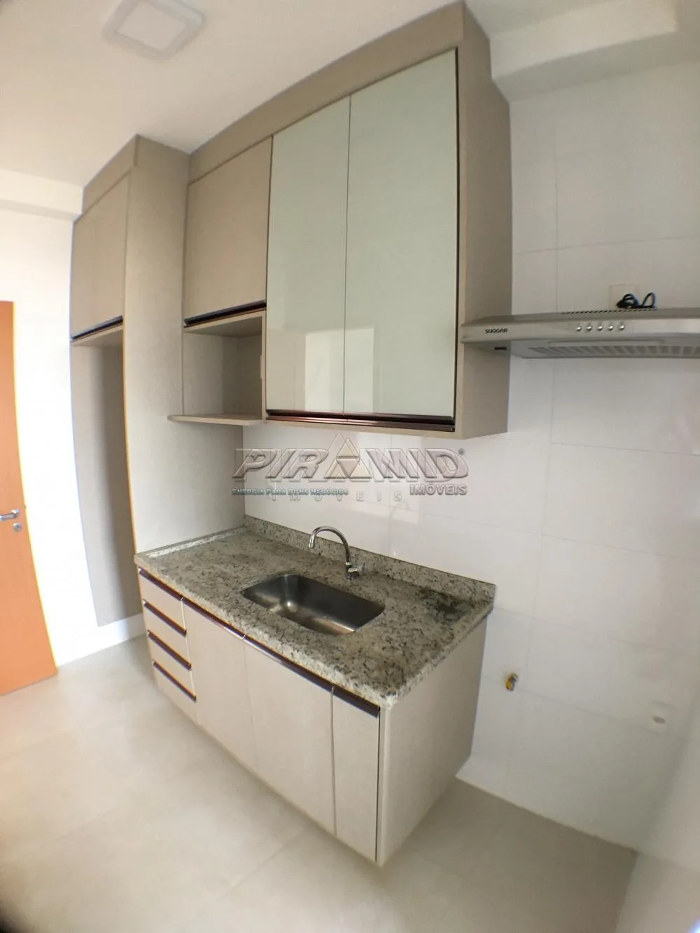 Alugar Apartamento / Padr&atilde;o em Ribeir&atilde;o Preto R$ 3.850,00 - Foto 14