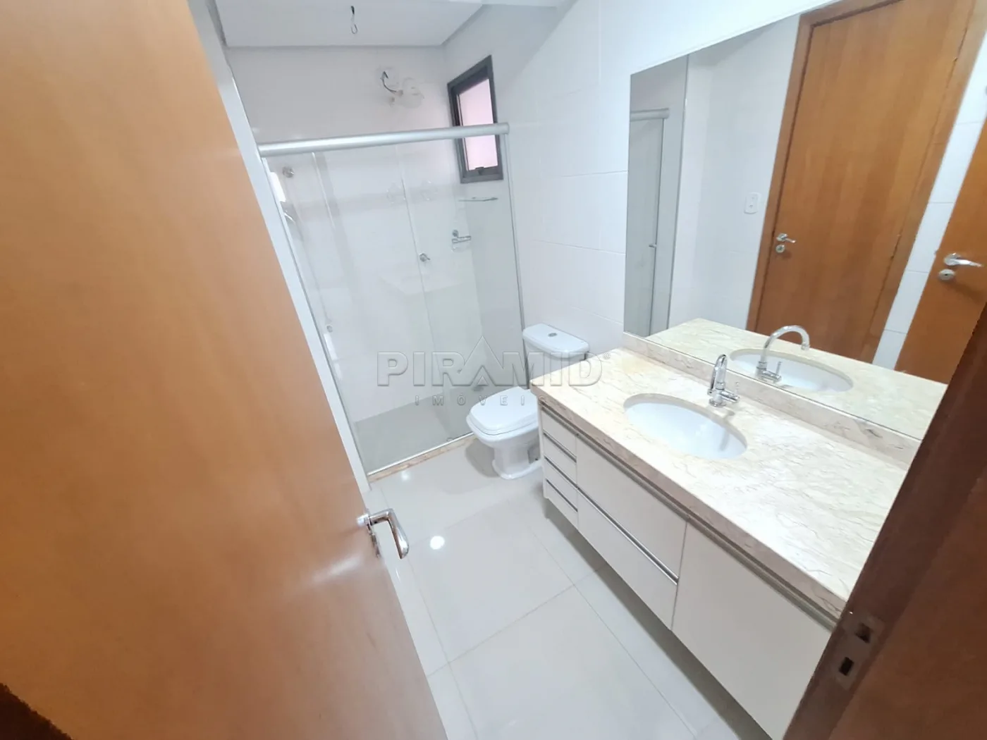 Alugar Apartamento / Padr&atilde;o em Ribeir&atilde;o Preto R$ 4.000,00 - Foto 18