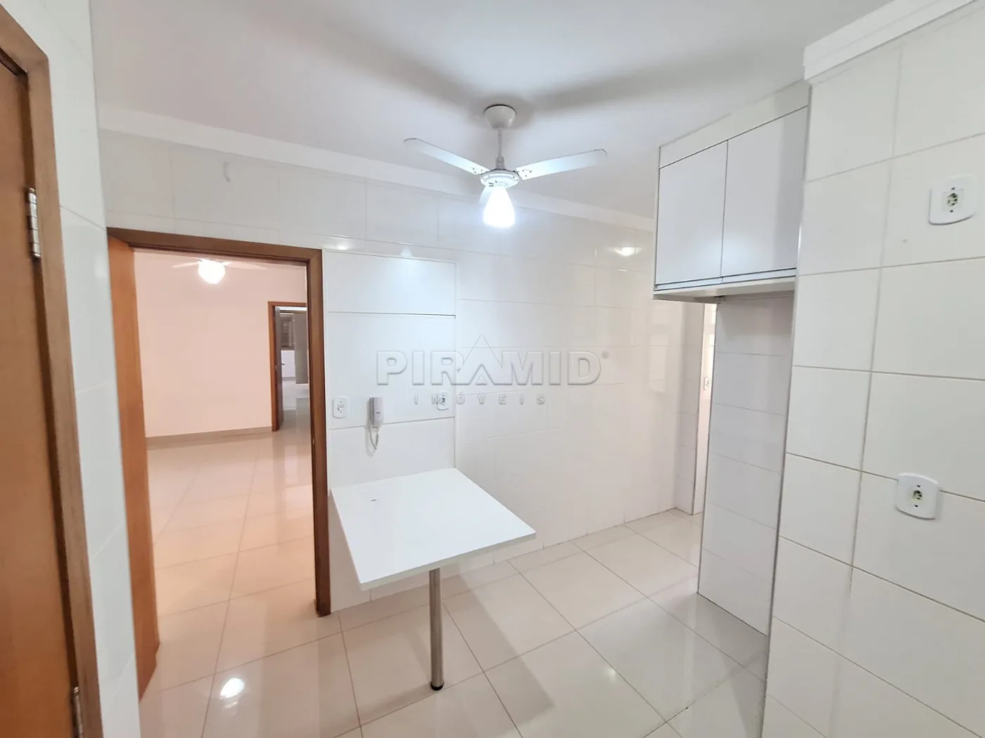 Alugar Apartamento / Padr&atilde;o em Ribeir&atilde;o Preto R$ 4.000,00 - Foto 21