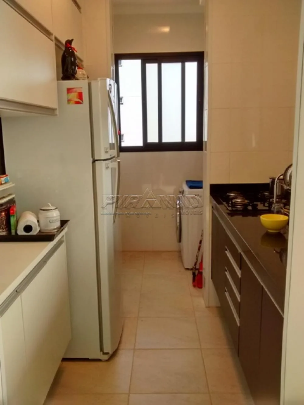 Alugar Apartamento / Padr&atilde;o em Ribeir&atilde;o Preto R$ 900,00 - Foto 3