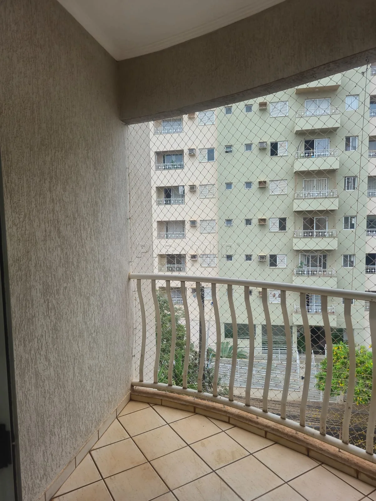 Alugar Apartamento / Padr&atilde;o em Ribeir&atilde;o Preto R$ 1.600,00 - Foto 5