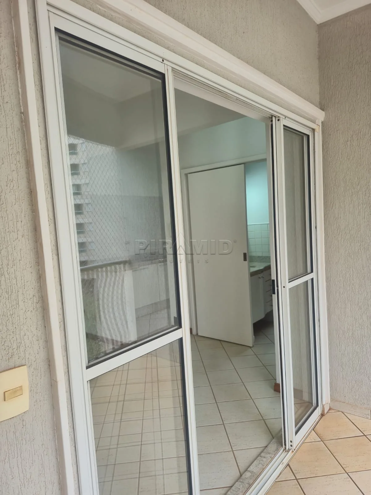 Alugar Apartamento / Padr&atilde;o em Ribeir&atilde;o Preto R$ 1.600,00 - Foto 6