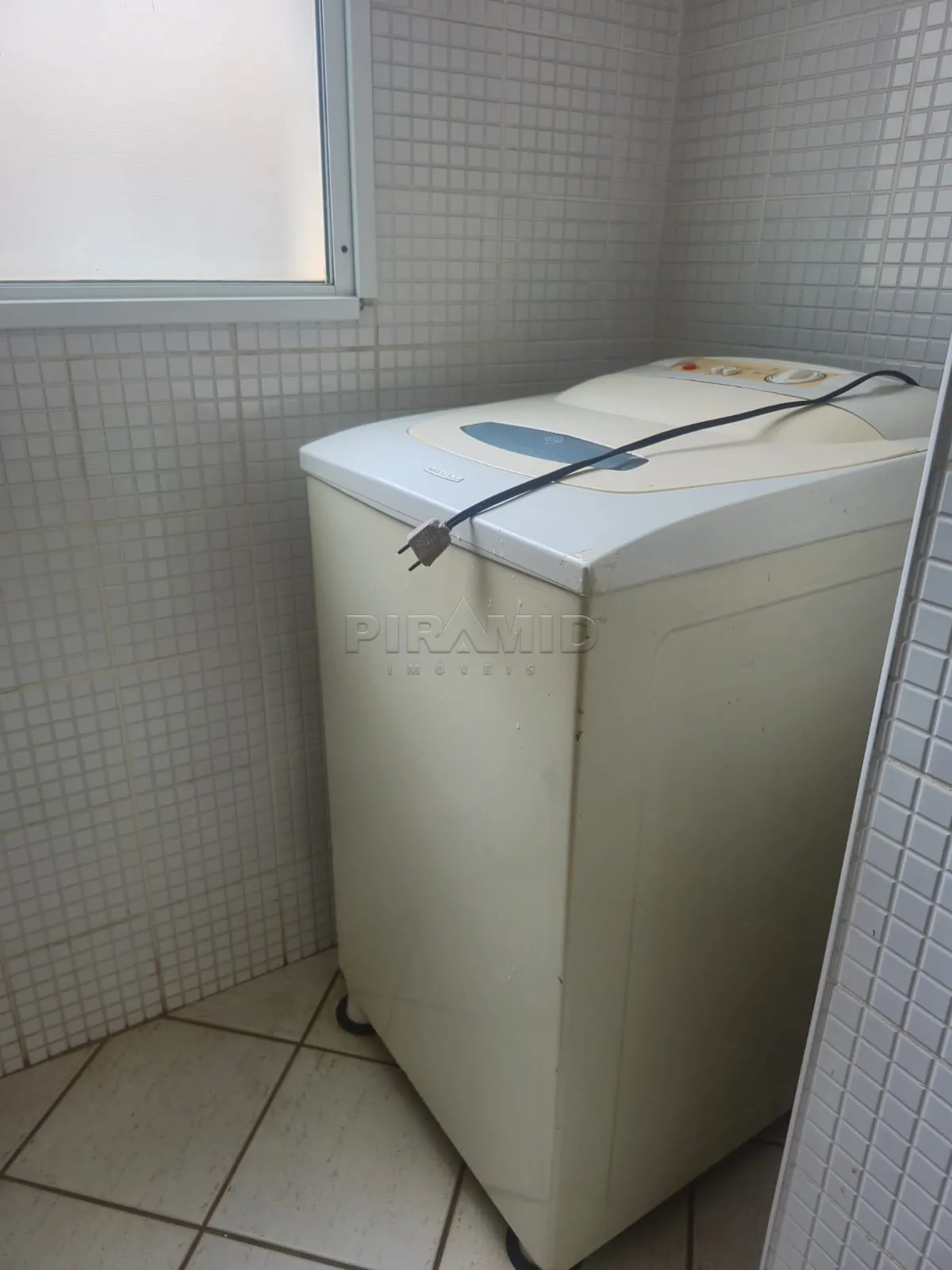 Alugar Apartamento / Padr&atilde;o em Ribeir&atilde;o Preto R$ 1.600,00 - Foto 10