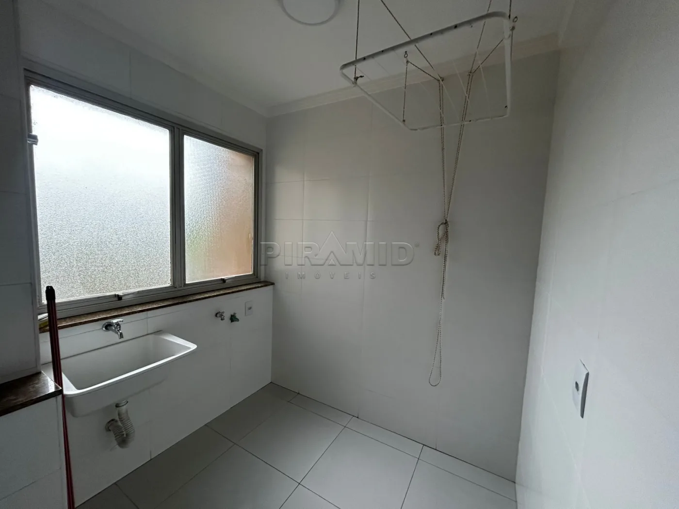 Alugar Apartamento / Padr&atilde;o em Ribeir&atilde;o Preto R$ 2.200,00 - Foto 5