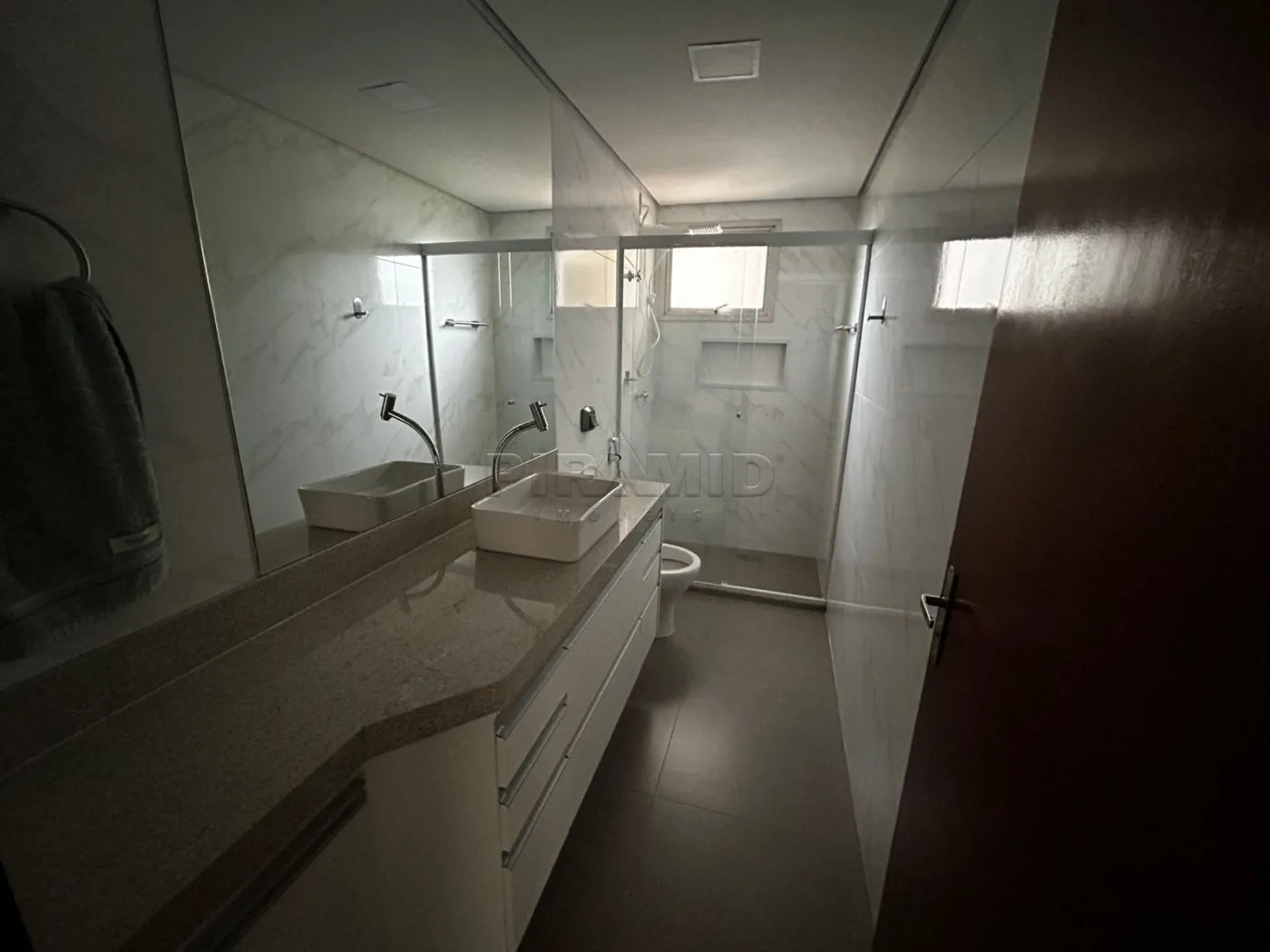 Alugar Apartamento / Padr&atilde;o em Ribeir&atilde;o Preto R$ 2.200,00 - Foto 8