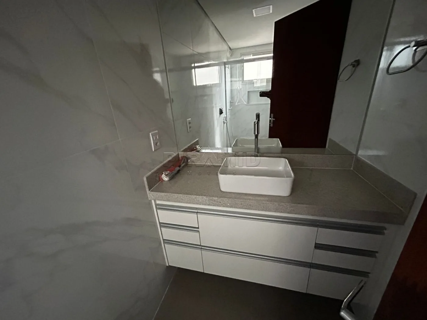 Alugar Apartamento / Padr&atilde;o em Ribeir&atilde;o Preto R$ 2.200,00 - Foto 14