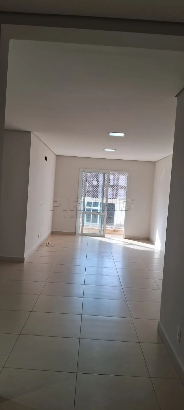 Alugar Apartamento / Padr&atilde;o em Ribeir&atilde;o Preto R$ 2.200,00 - Foto 2