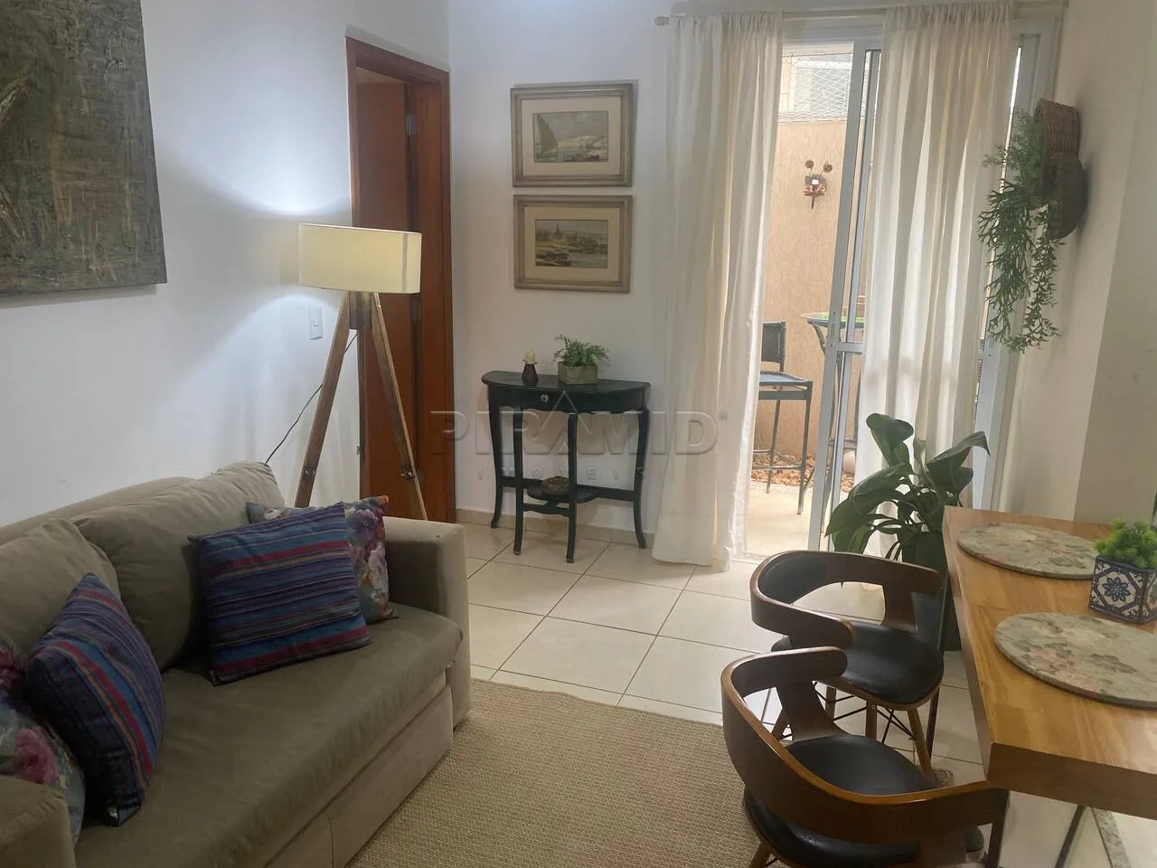 Alugar Apartamento / Padr&atilde;o em Ribeir&atilde;o Preto R$ 1.750,00 - Foto 1