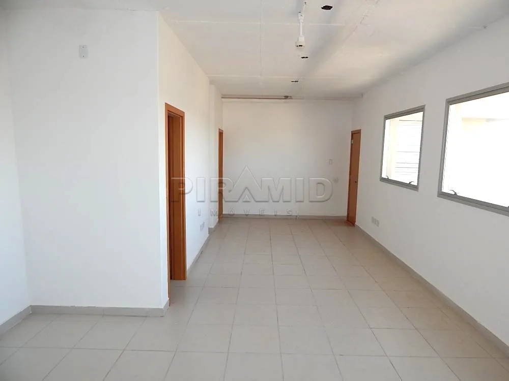 Alugar Comercial / Sala em Ribeir&atilde;o Preto R$ 2.350,00 - Foto 1