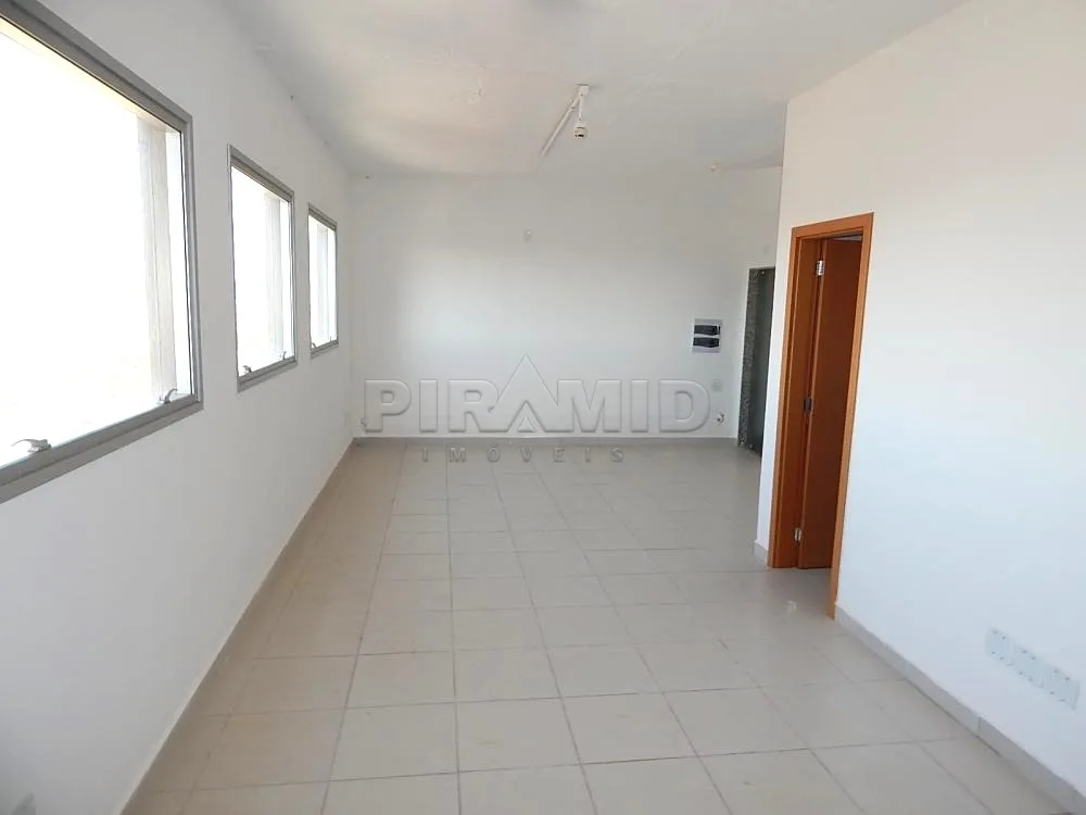 Alugar Comercial / Sala em Ribeir&atilde;o Preto R$ 2.350,00 - Foto 2