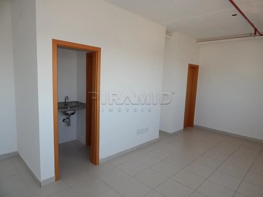 Alugar Comercial / Sala em Ribeir&atilde;o Preto R$ 2.500,00 - Foto 3