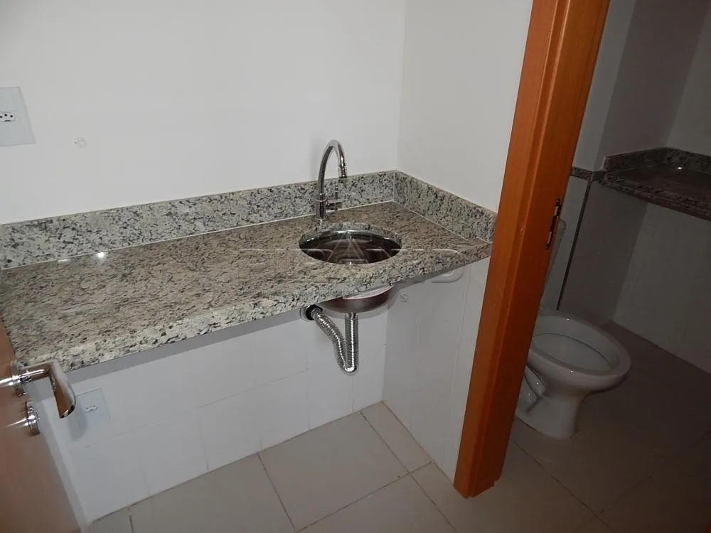 Alugar Comercial / Sala em Ribeir&atilde;o Preto R$ 2.500,00 - Foto 4