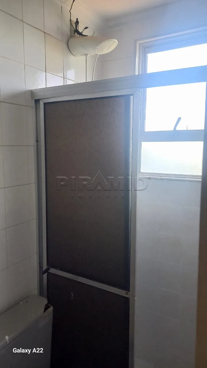 Alugar Apartamento / Padr&atilde;o em Ribeir&atilde;o Preto R$ 600,00 - Foto 13