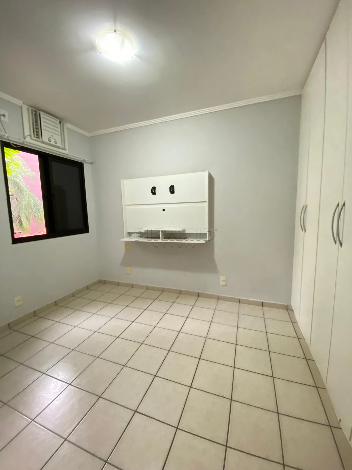 Alugar Apartamento / Padr&atilde;o em Ribeir&atilde;o Preto R$ 1.200,00 - Foto 7