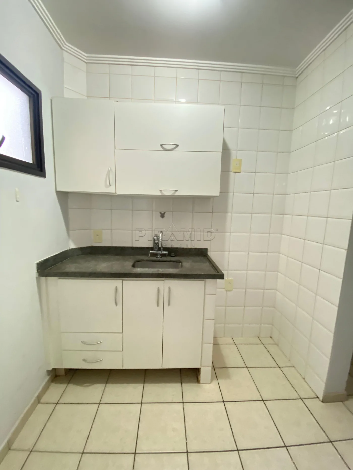 Alugar Apartamento / Padr&atilde;o em Ribeir&atilde;o Preto R$ 1.200,00 - Foto 10